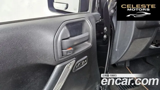 JEEP (JK) 3.8 70th 2011 — photo 15 sur 20