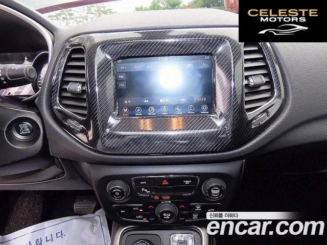 JEEP 22.4 AWD 2019 — photo 13 sur 26