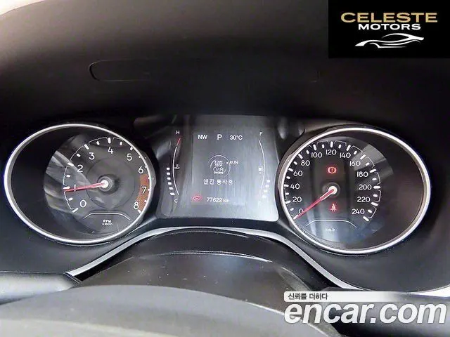 JEEP 22.4 AWD 2019 — photo 9 sur 26