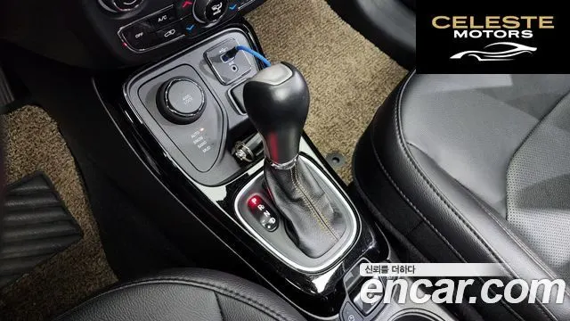 JEEP 22.4 Limited AWD 2020 — photo 9 sur 20