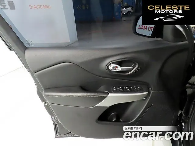 JEEP (KL) 2.2 Limited 4WD 2017 — photo 14 sur 26