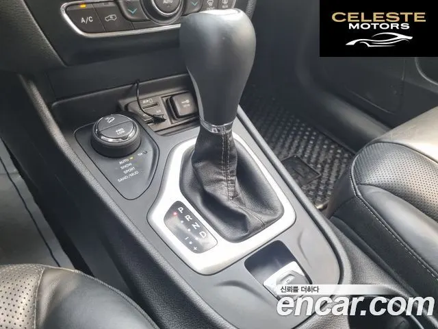 JEEP (KL) 2.2 Limited 4WD 2017 — photo 11 sur 26