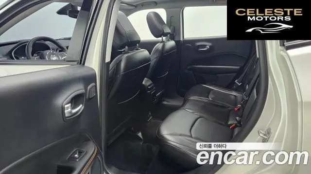 JEEP 22.4 Limited AWD 2018 — photo 12 sur 20