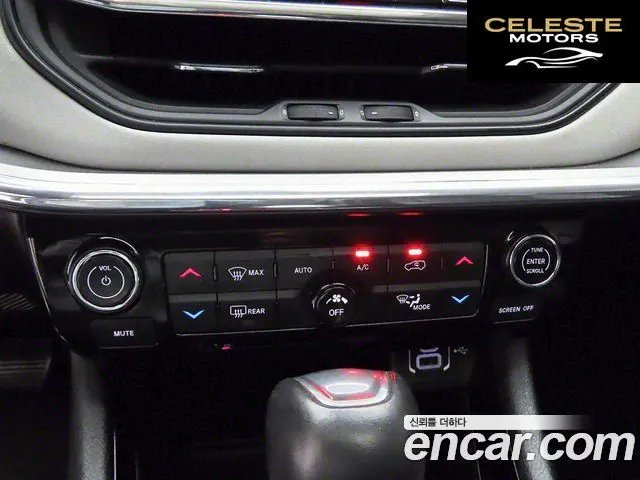 JEEP 22.4 Limited 2WD 2022 — photo 10 sur 26