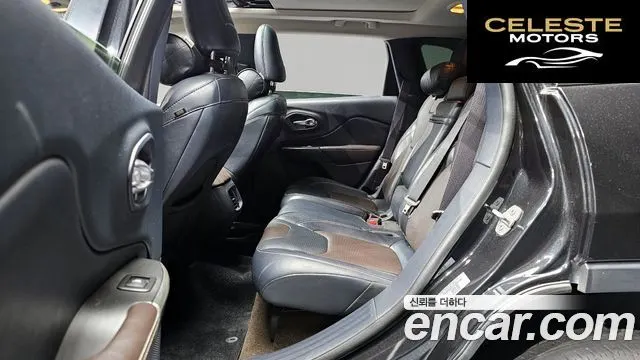 JEEP (KL) 2.0 Limited 4WD 2015 — photo 12 sur 20