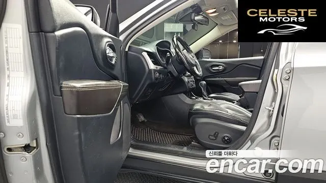 JEEP (KL) 2.0 Limited 4WD 2015 — photo 10 sur 20