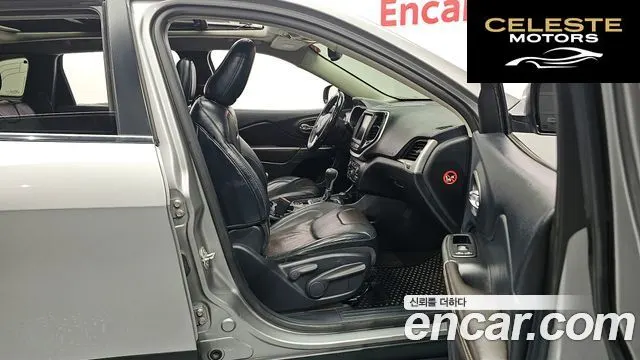 JEEP (KL) 2.0 Limited 4WD 2015 — photo 11 sur 20