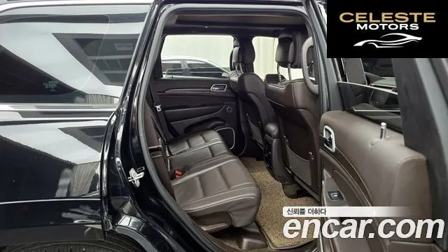JEEP 3.0 2018 — photo 12 sur 26