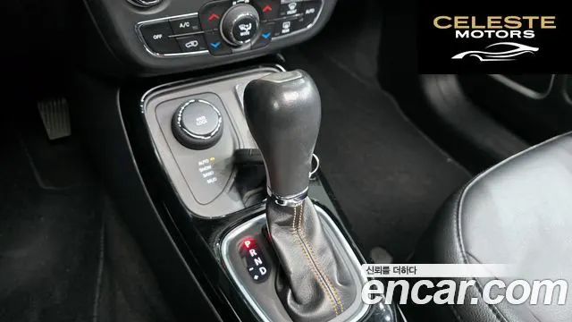 JEEP 22.4 Limited AWD 2019 — photo 9 sur 20