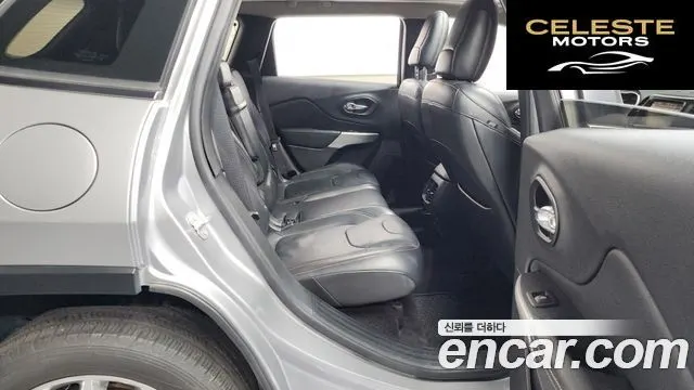 JEEP (KL) 2.4 High AWD 2017 — photo 12 sur 20
