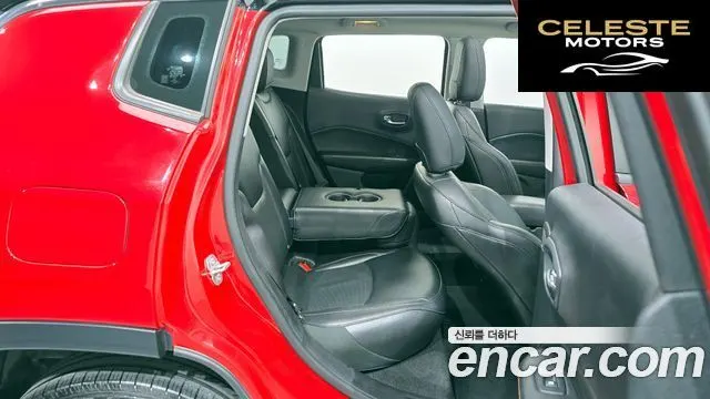 JEEP 22.4 Limited AWD 2019 — photo 12 sur 20