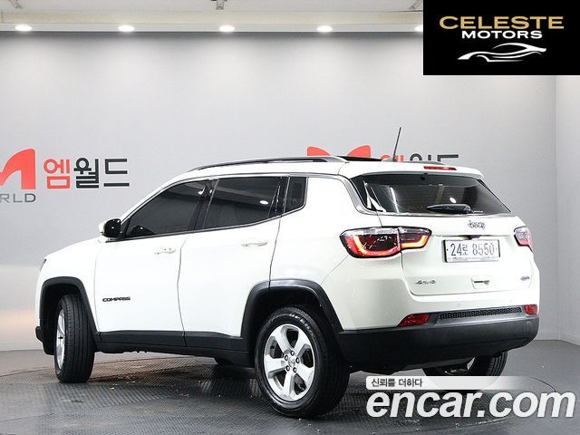 JEEP 22.4 AWD 2019 — photo 4 sur 26