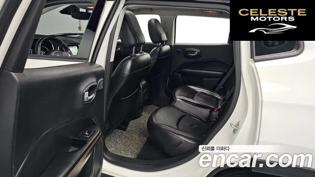 JEEP 22.4 Limited AWD 2019 — photo 12 sur 20