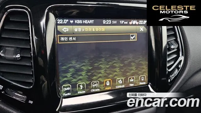 JEEP 22.4 Limited AWD 2019 — photo 17 sur 20