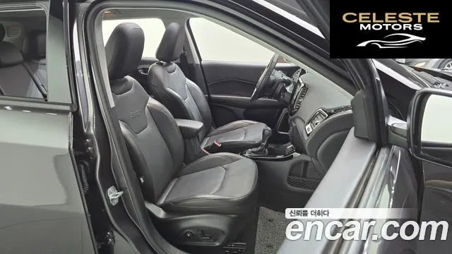 JEEP 22.4 Limited 2WD 2021 — photo 12 sur 20