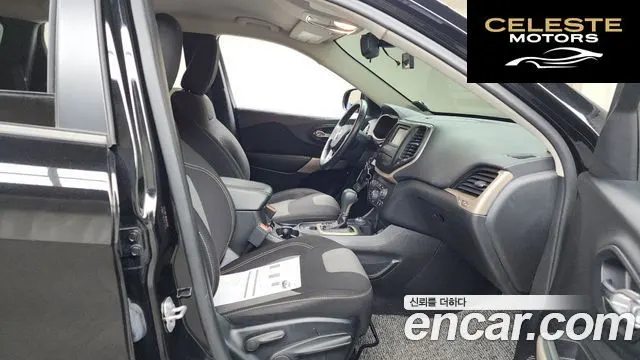JEEP (KL) 3.2 AWD 2017 — photo 11 sur 20
