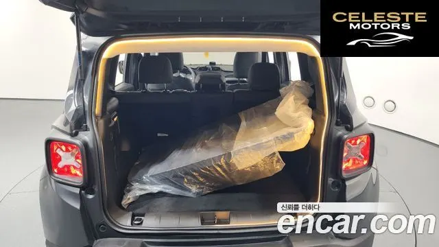 JEEP 1.3 Limited 2022 — photo 20 sur 20