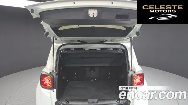 JEEP 1.3 Limited 2022 — photo 16 sur 20