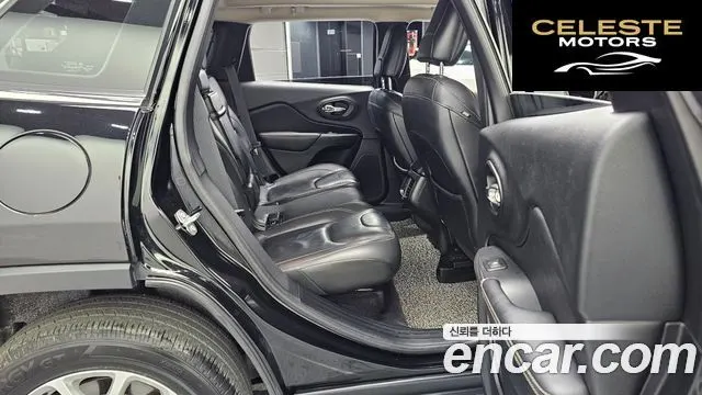 JEEP (KL) 2.4 AWD 2017 — photo 12 sur 20