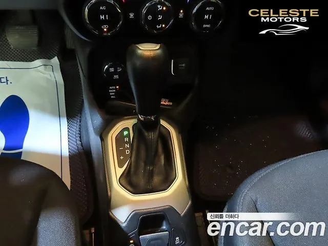 JEEP 2.0 AWD 2016 — photo 12 sur 25