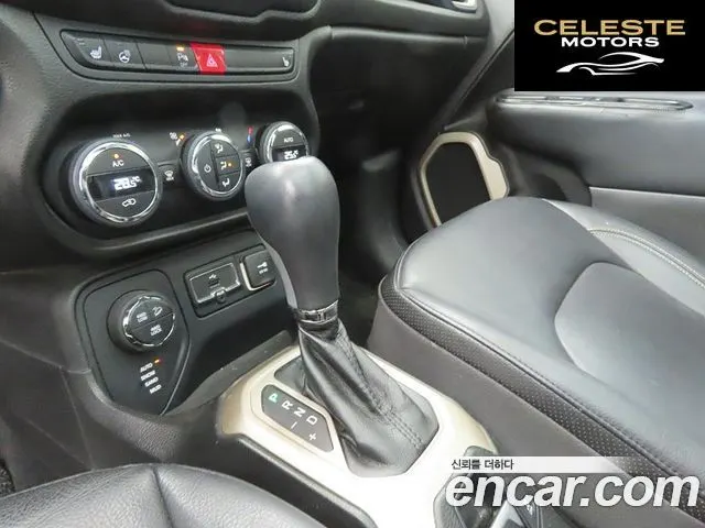 JEEP 2.0 AWD 2015 — photo 11 sur 26