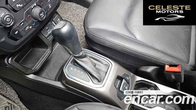 JEEP 2.4 Limited 2021 — photo 9 sur 20