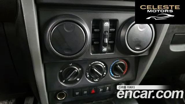 JEEP (JK) 2.8 4portes 2010 — photo 18 sur 20