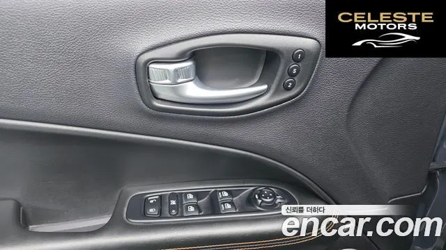 JEEP 22.4 Limited AWD 2018 — photo 12 sur 20
