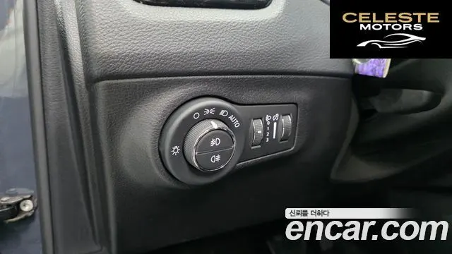 JEEP 22.4 Limited AWD 2018 — photo 13 sur 20