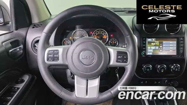 JEEP 2.4 Limited 2015 — photo 13 sur 20