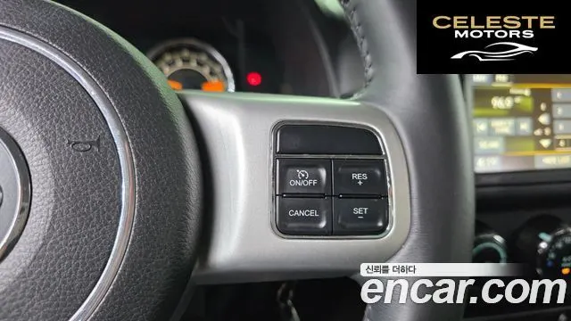 JEEP 2.4 Limited 2015 — photo 14 sur 20
