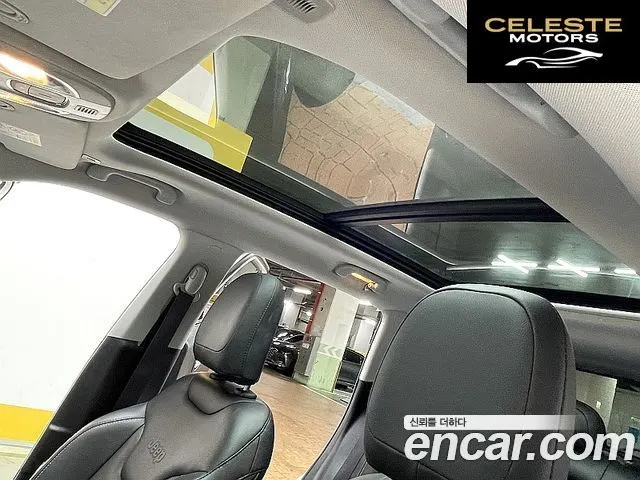JEEP 22.4 AWD 2018 — photo 12 sur 26
