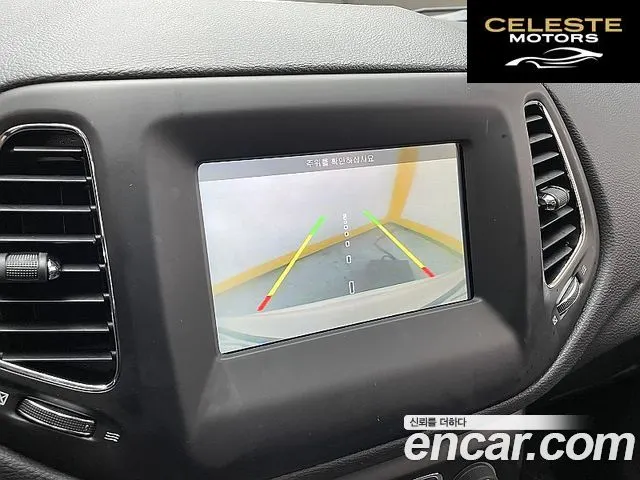JEEP 22.4 AWD 2018 — photo 14 sur 26