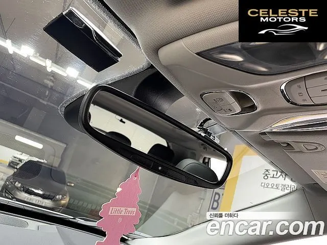 JEEP 22.4 AWD 2018 — photo 15 sur 26