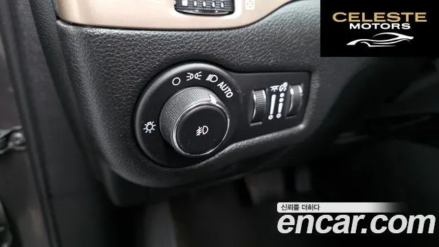 JEEP (KL) 3.2 2WD 2014 — photo 18 sur 20