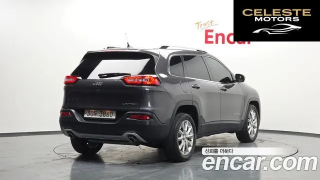 JEEP (KL) 3.2 2WD 2014 — photo 2 sur 20