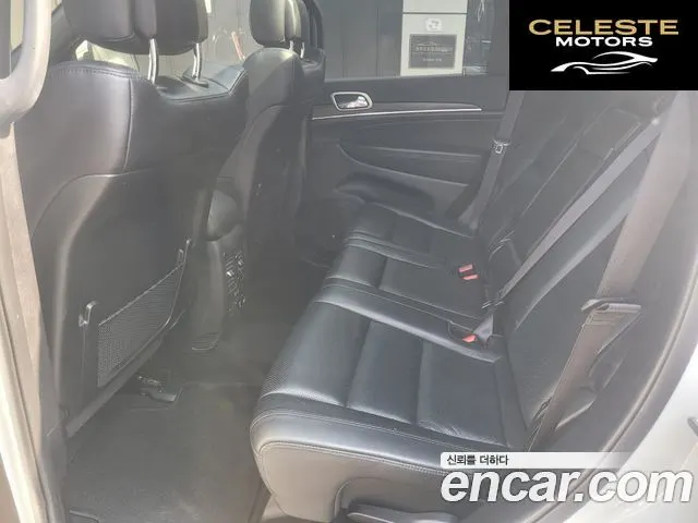 JEEP 3.6 Limited 2021 — photo 8 sur 23