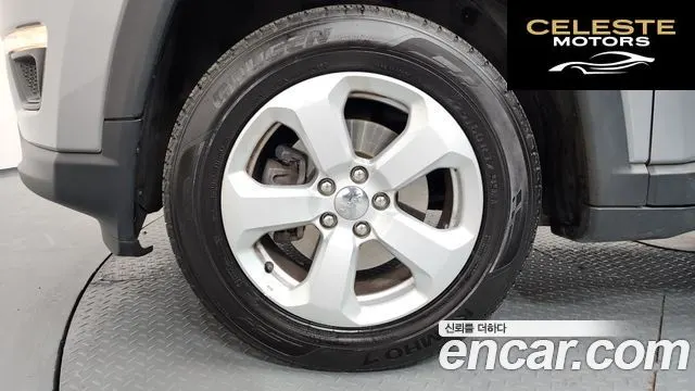 JEEP 22.4 AWD 2018 — photo 5 sur 20