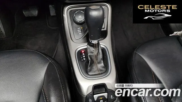 JEEP 22.4 AWD 2018 — photo 9 sur 20