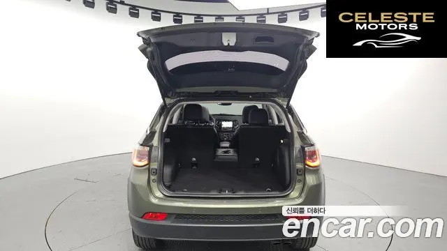 JEEP 22.4 Limited AWD 2019 — photo 20 sur 20