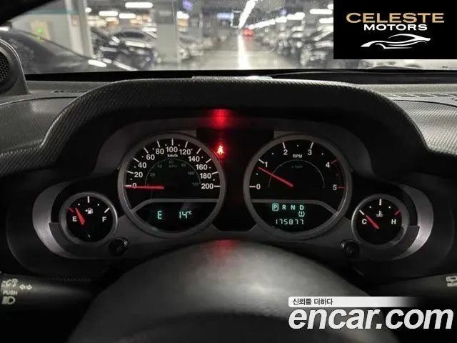 JEEP (JK) 2.8 2portes 2010 — photo 13 sur 26