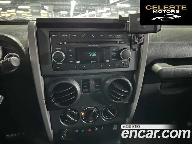 JEEP (JK) 2.8 2portes 2010 — photo 15 sur 26