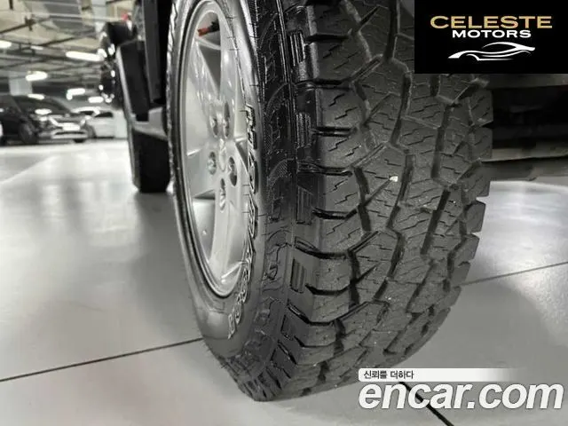 JEEP (JK) 2.8 2portes 2010 — photo 20 sur 26