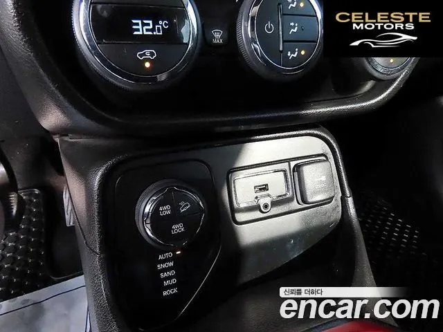 JEEP 2.0 AWD 2017 — photo 14 sur 25