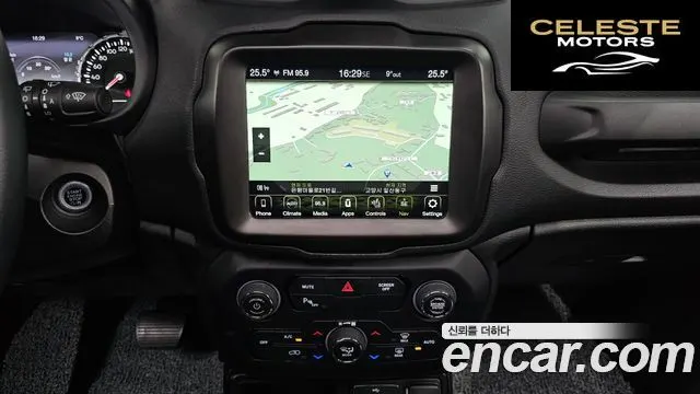 JEEP 1.3 Limited 2022 — photo 13 sur 26