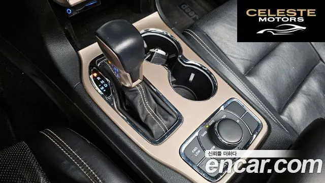 JEEP 3.6 Limited 2017 — photo 9 sur 20