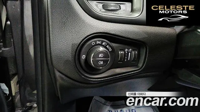 JEEP 2.4 Limited 2019 — photo 14 sur 20
