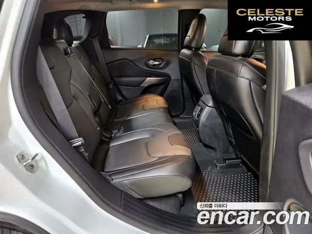 JEEP (KL) 2.4 Limited 2WD 2022 — photo 13 sur 26