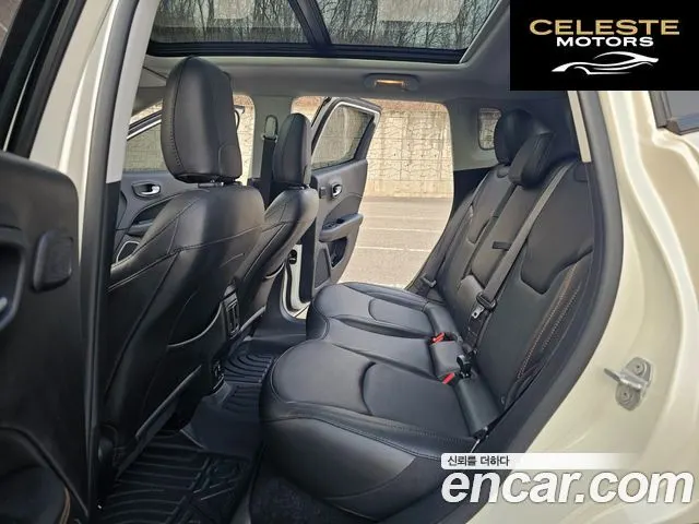 JEEP 22.4 Limited AWD 2019 — photo 10 sur 26