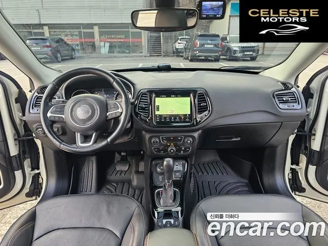 JEEP 22.4 Limited AWD 2019 — photo 13 sur 26